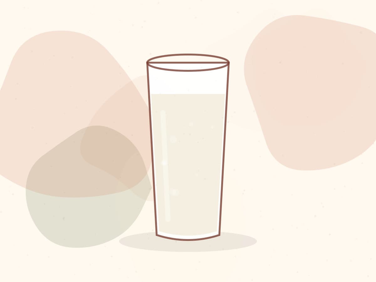 Copo de água de coco gelada